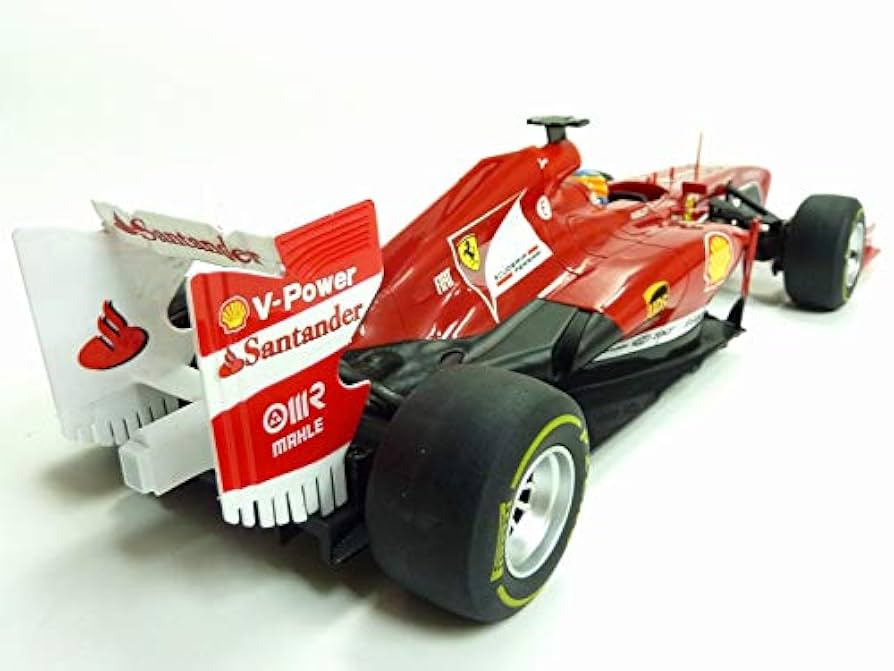 Amazon.co.jp: RASTAR◇フェラーリF1(F138)(レーシングカー